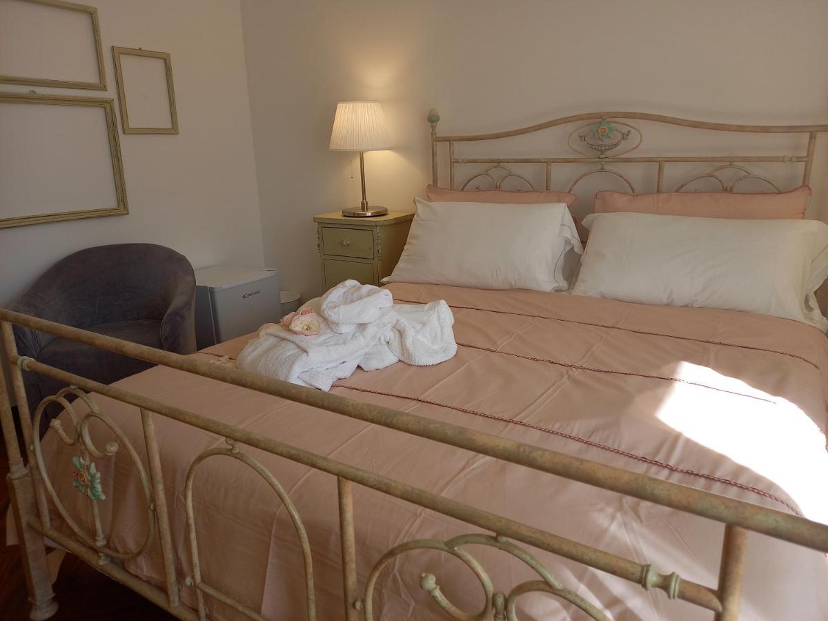 La Principessa Nera B&B Ostra Buitenkant foto
