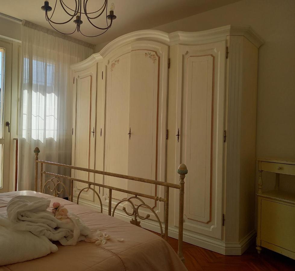 La Principessa Nera B&B Ostra Buitenkant foto