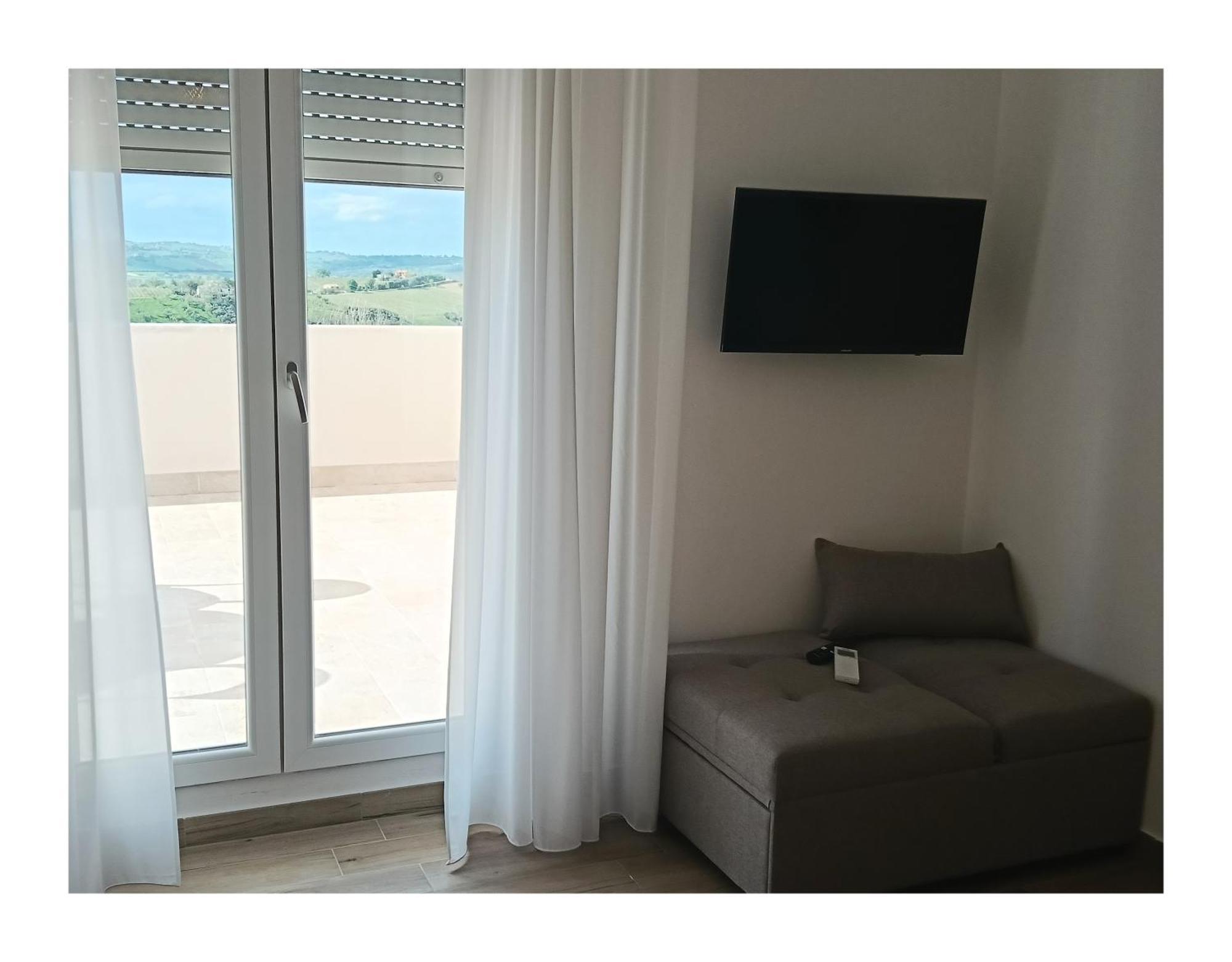 La Principessa Nera B&B Ostra Buitenkant foto
